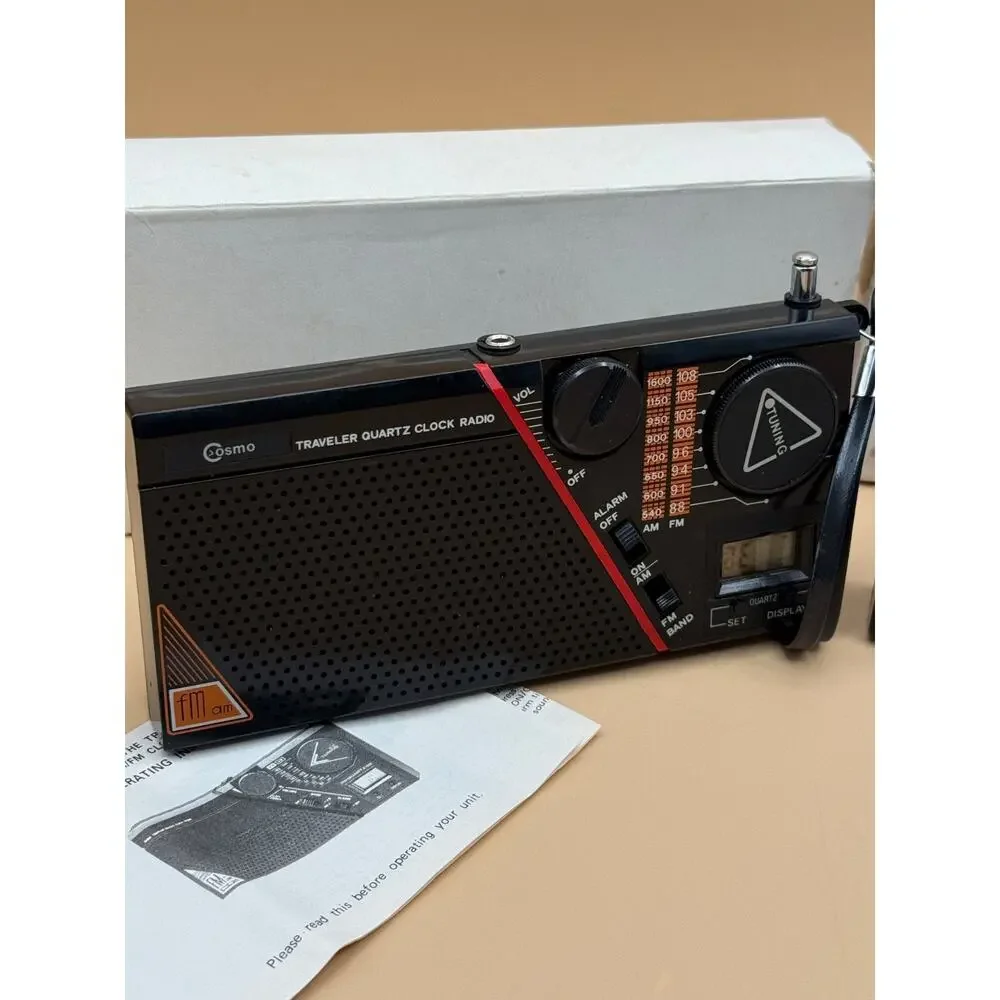 📻 Vintage Cosmo Traveler Quartz Clock Radio AM/FM Portable Lot of 2 NIB